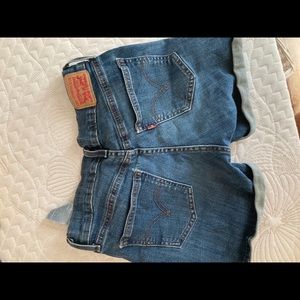Levi’s shorts